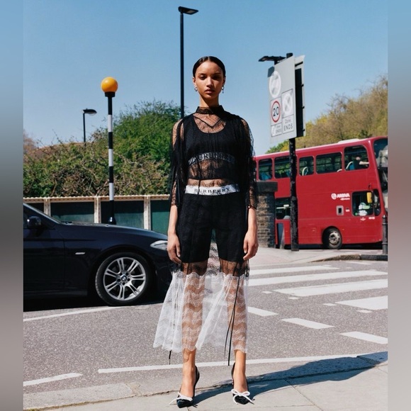 NWT Burberry Black Lace Midi Dress with White Lace Hem - Picture 7 of 12